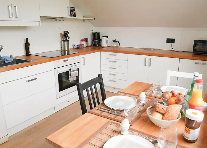 Remark Studios - Wohnung Fuer 6 In Grossburgwedel